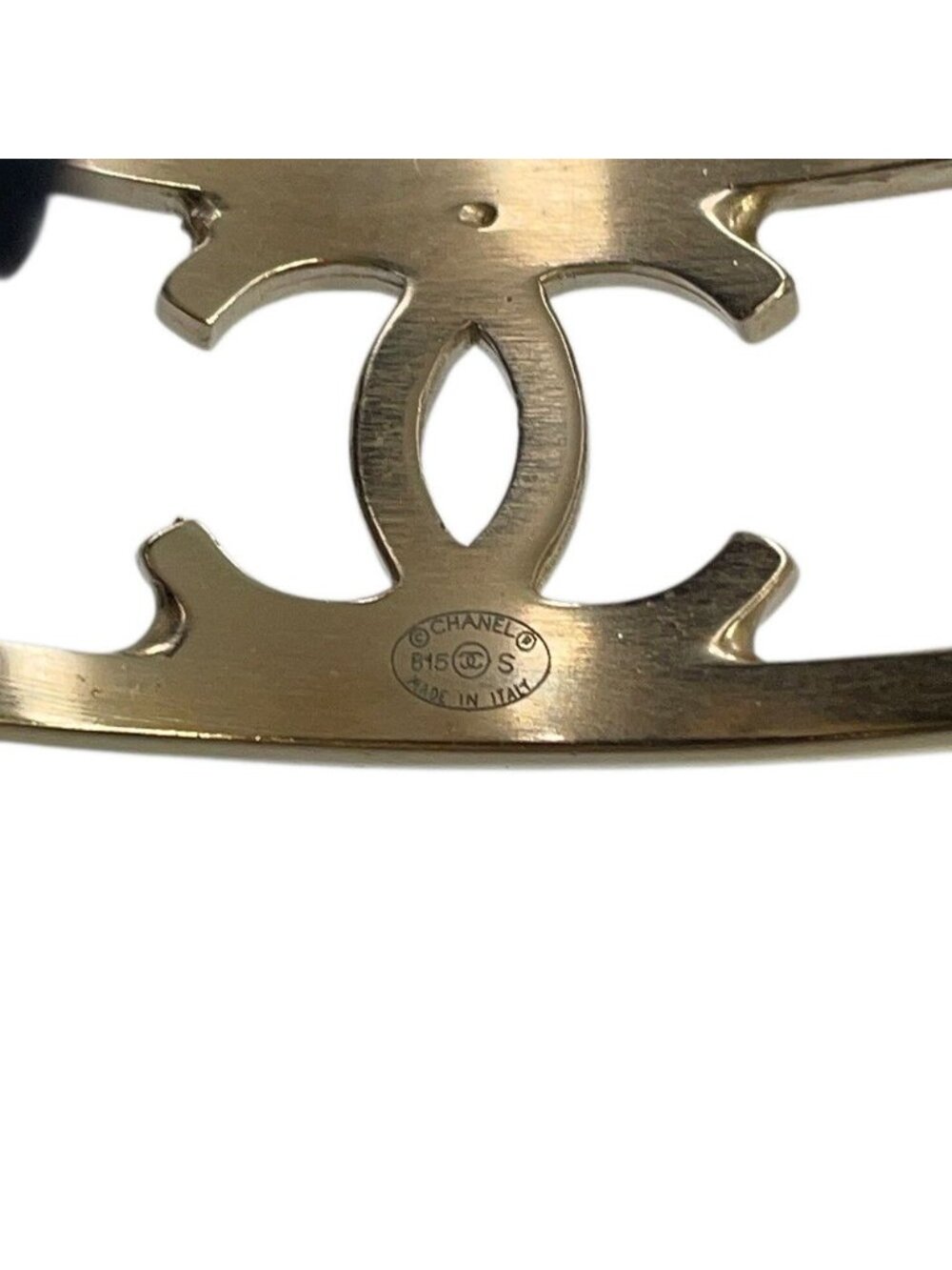 Chanel Bracelet CC Logo Watermark Bangle - Picture 9 of 10